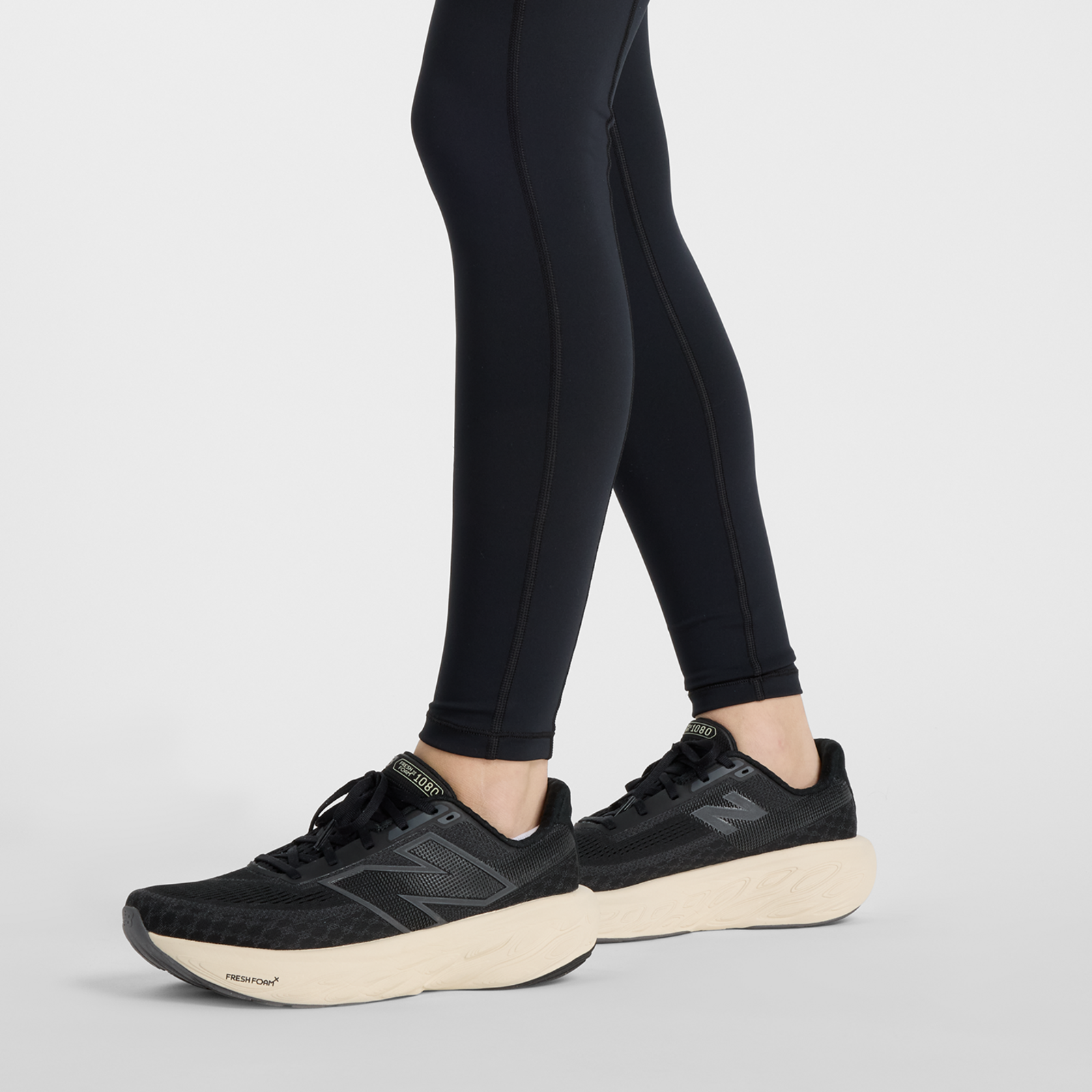New Balance W Sport Pocket High Rise Legging 27" in