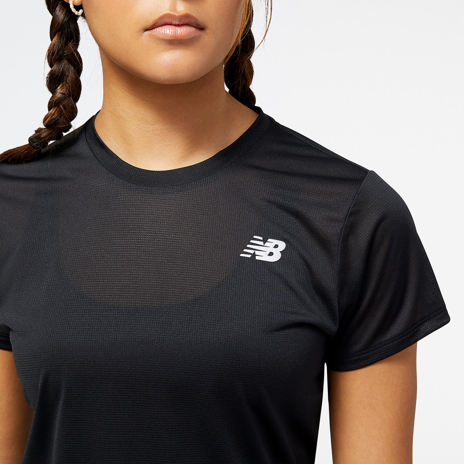 New Balance W Accelerate Short Sleeve Top in