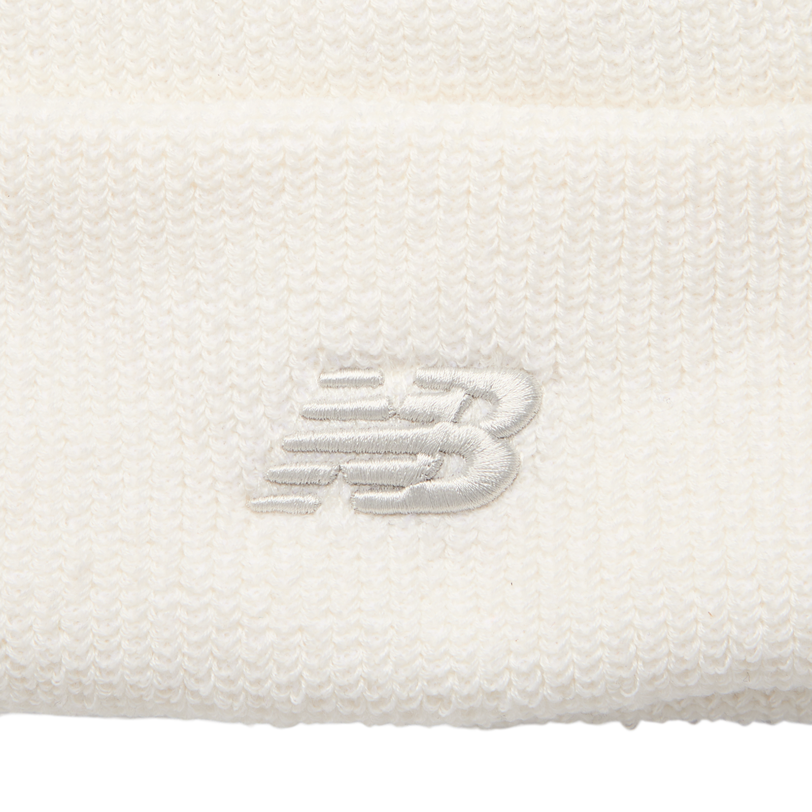 New Balance '47 Cuff Knit Hat in WEISS