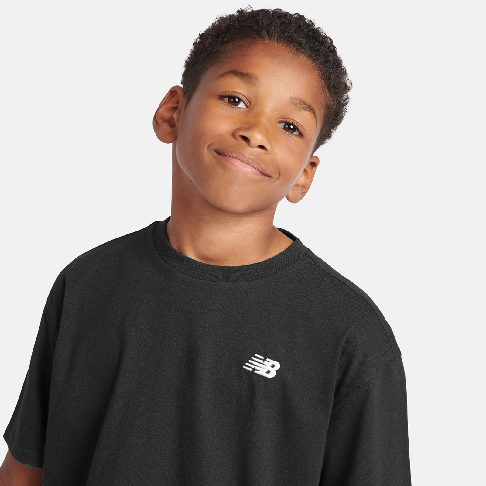 New Balance B New Balance Jersey Small Logo Tee in SCHWARZ