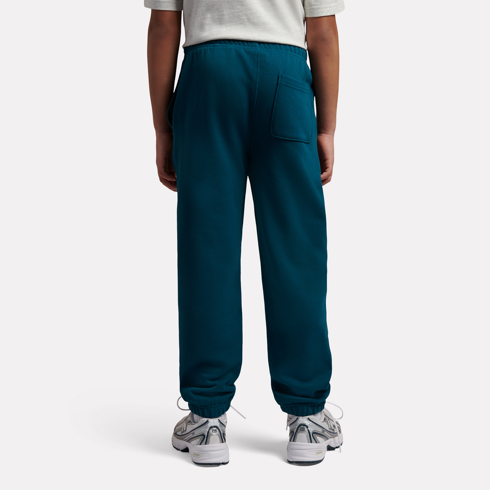 New Balance B New Balance French Terry Small Logo Jogger in BLAU