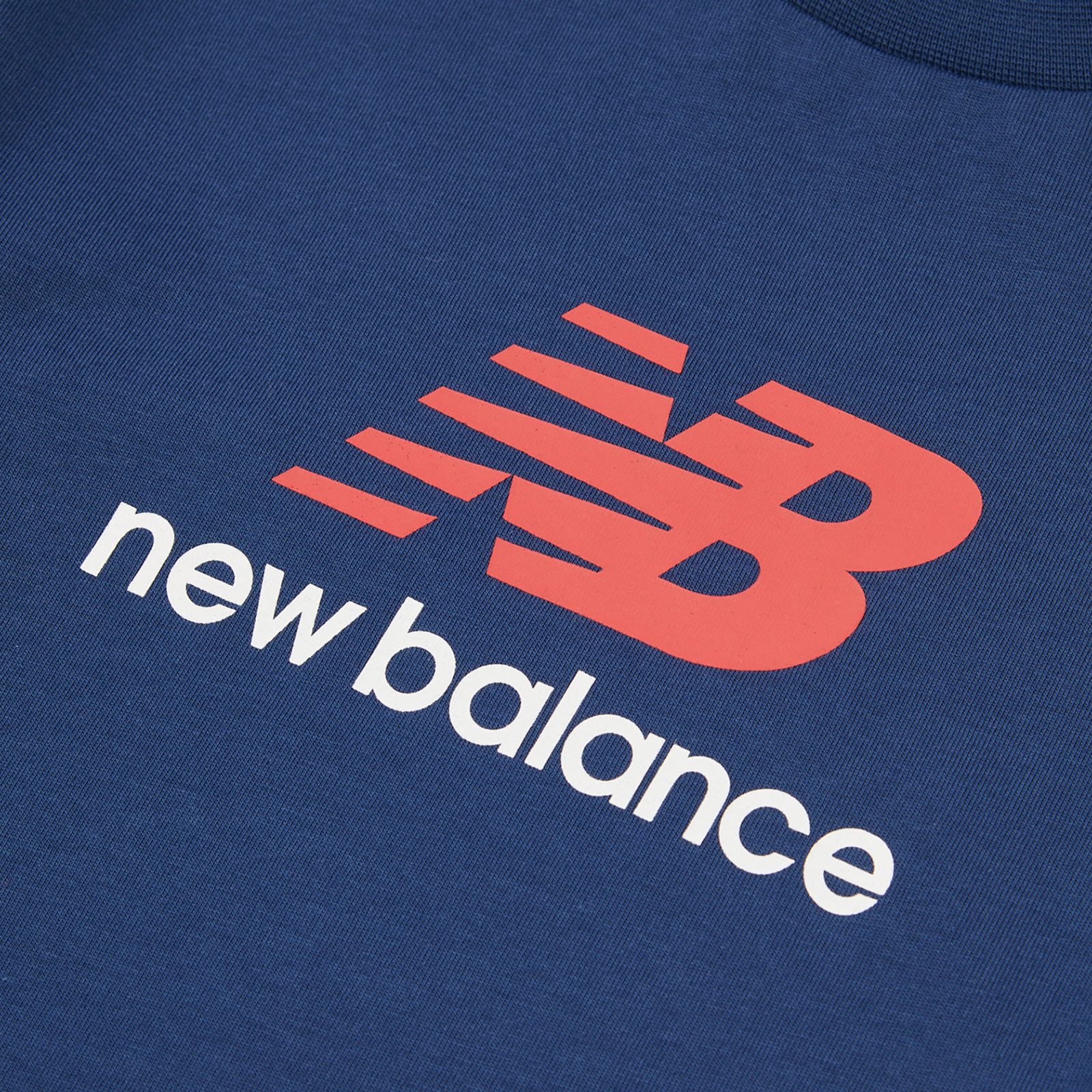 New Balance B NEW BALANCE JERSEY STACKED LOGO TEE in BLAU