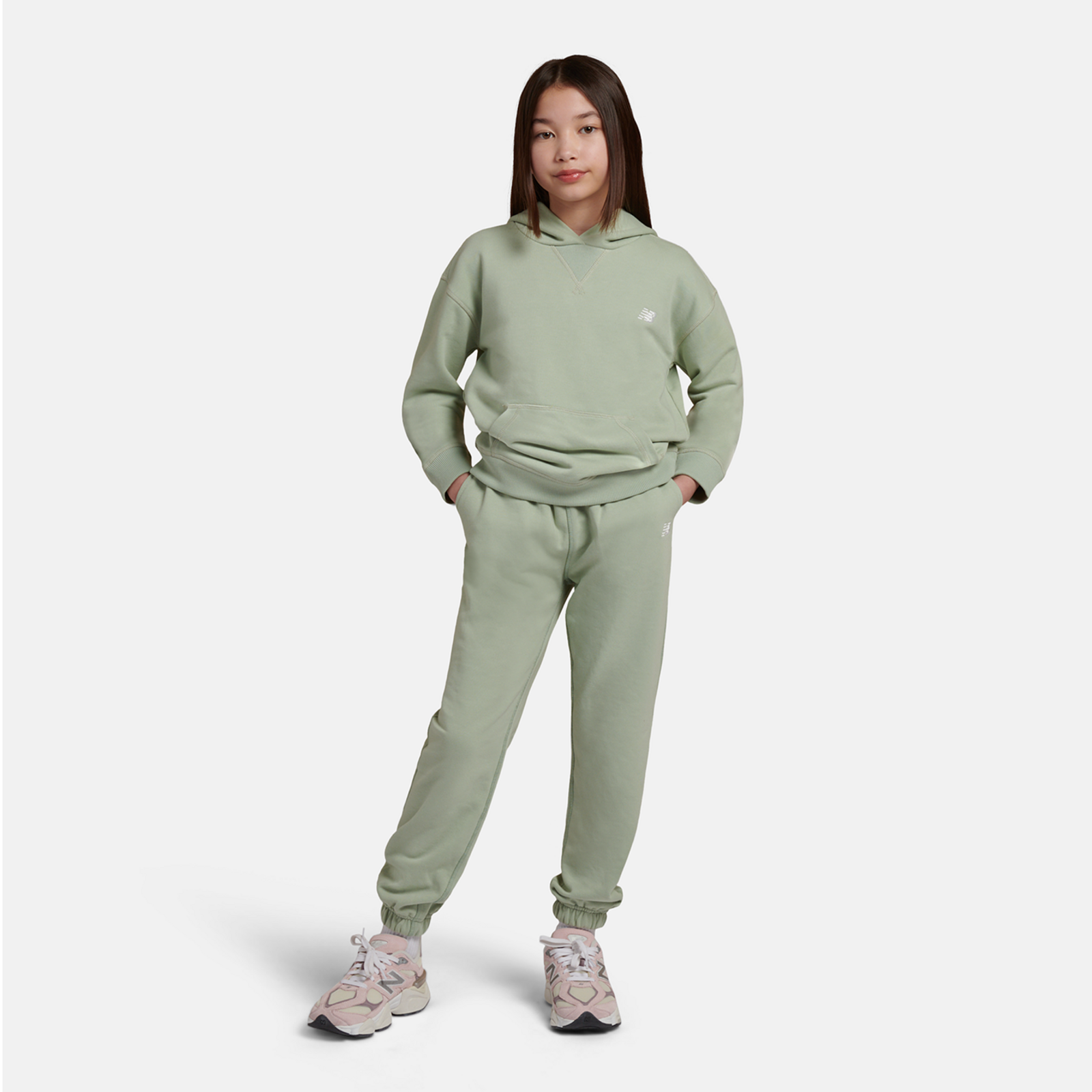 New Balance G New Balance French Terry Small Logo Jogger in