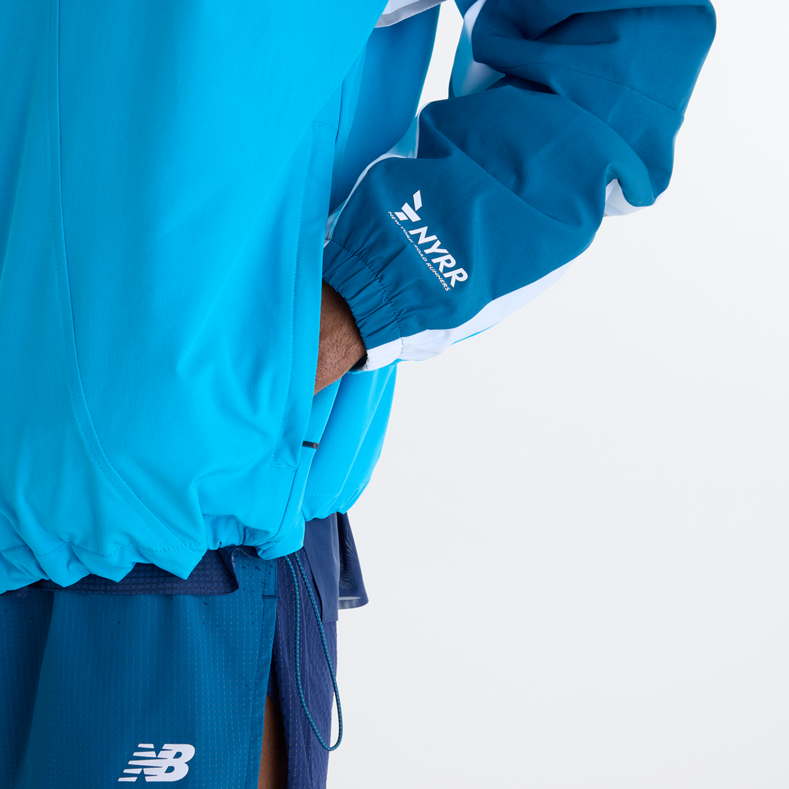 New Balance NYCM Marathon Jacket in BLAU