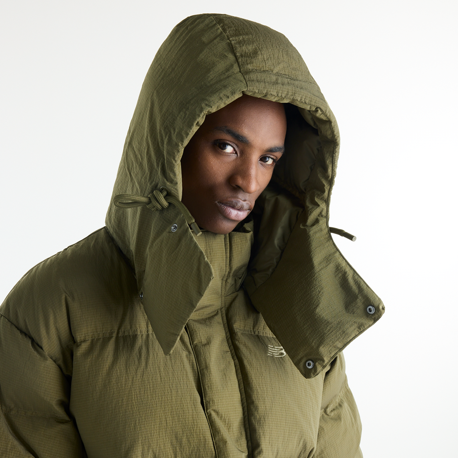 New Balance Premium Puffer Jacket in GRÜN