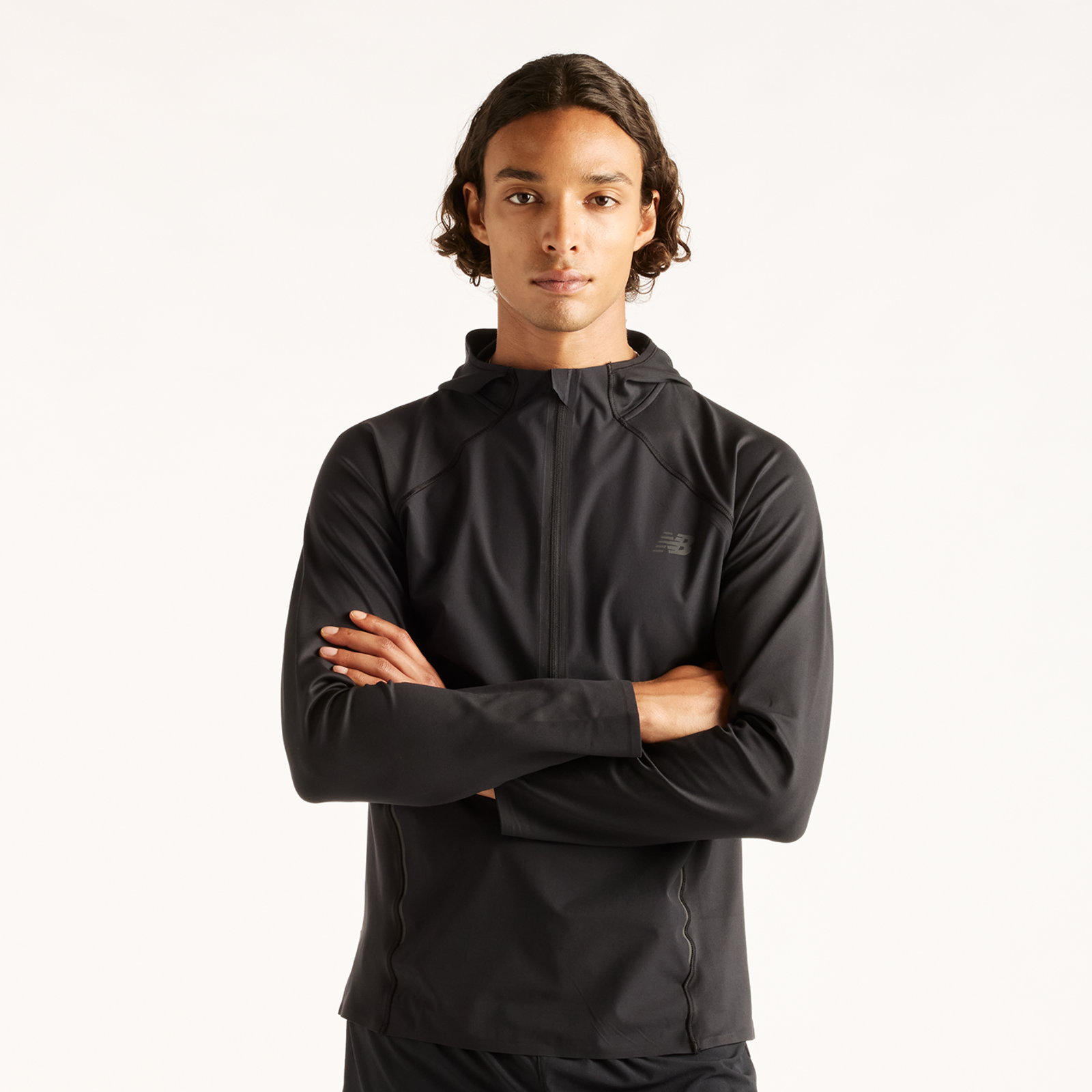 New Balance Reflective Run Hoodie in SCHWARZ