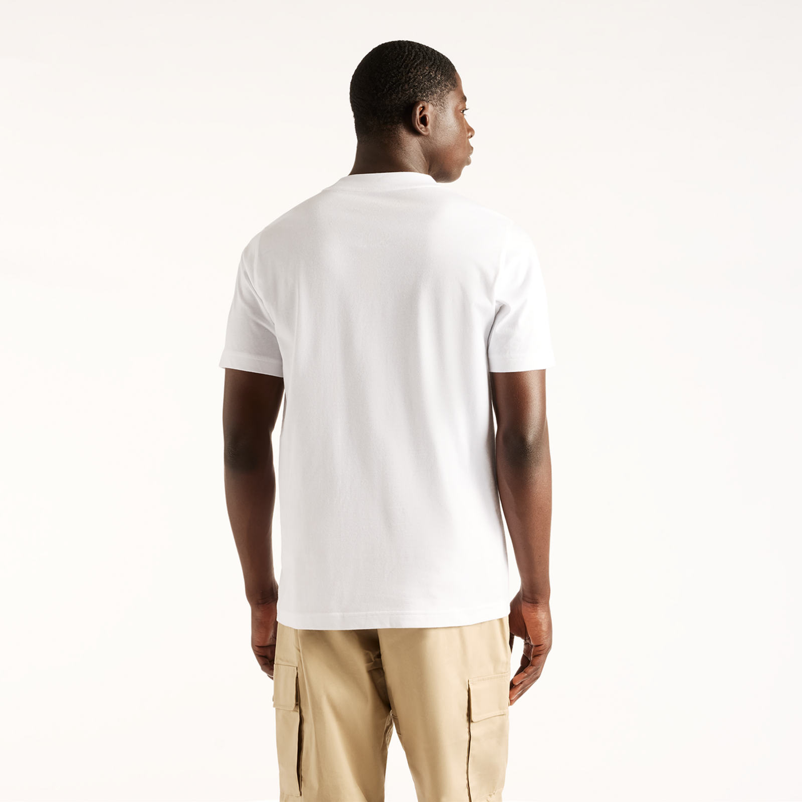 New Balance Oval Badge Relaxed T-Shirt in