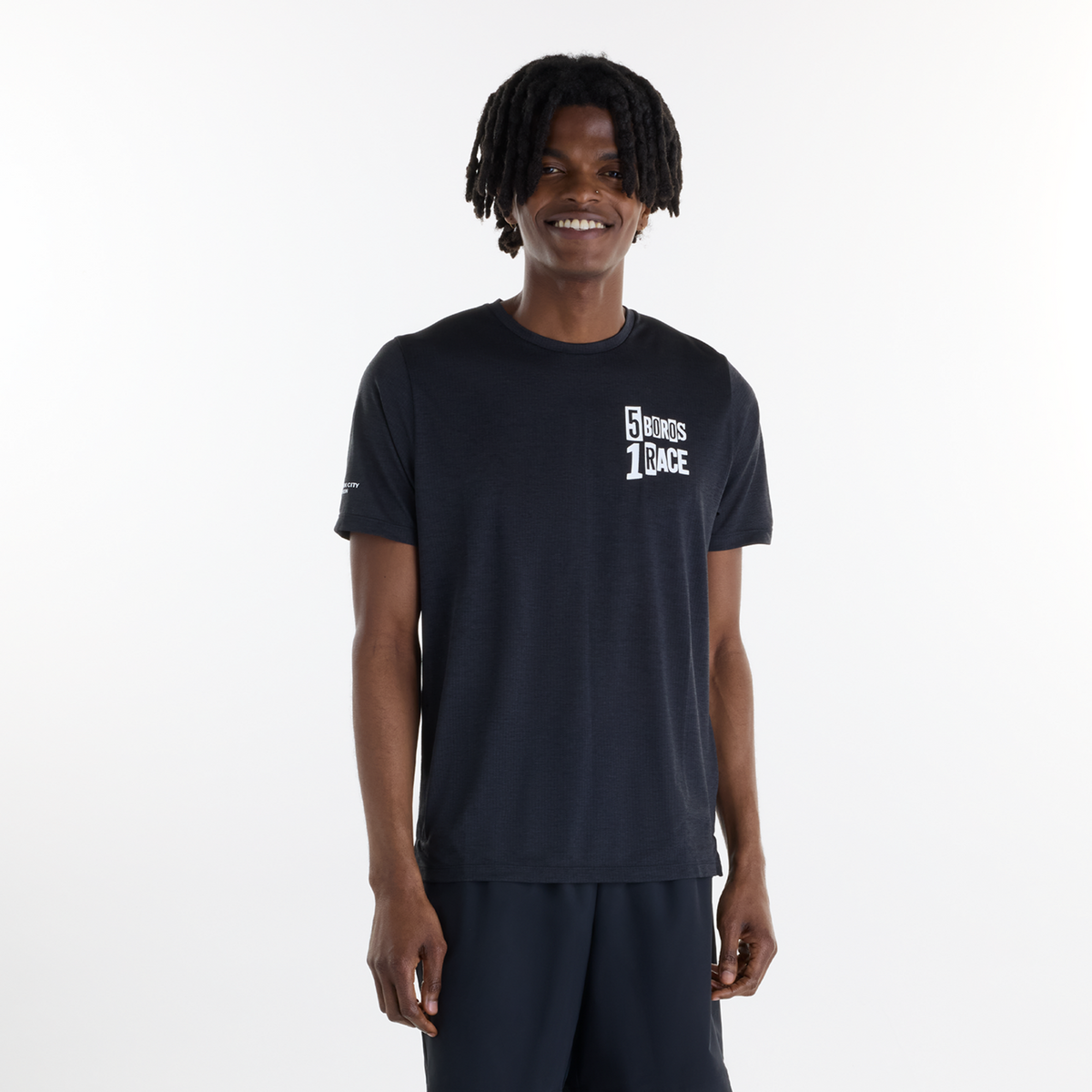 New Balance NYC Marathon Athletics Graphic T-Shirt in SCHWARZ