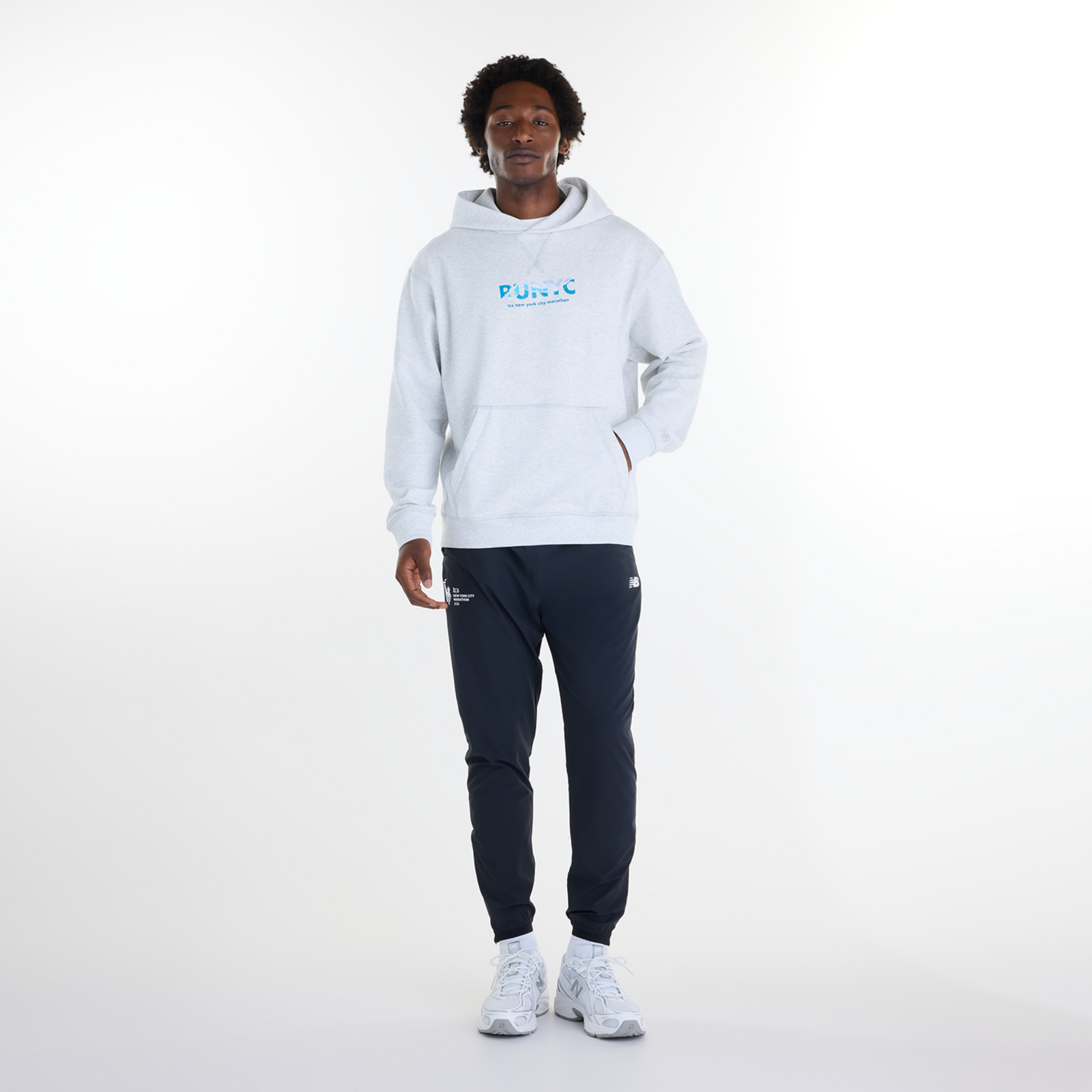 New Balance NYC Marathon Athletics French Terry Graphic Hoodie in GRAU