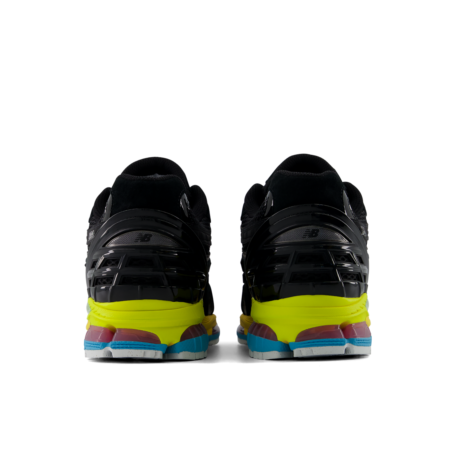New Balance 1945R Tech Energy in SCHWARZ