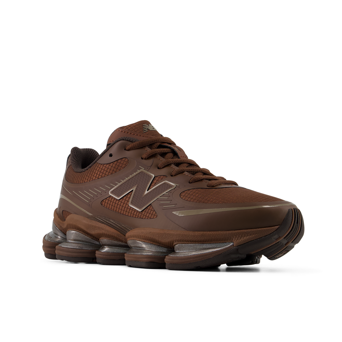 New Balance U20009MP - 2000 in BRAUN