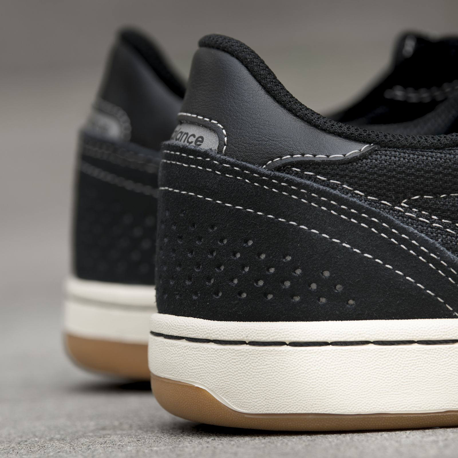 New Balance M Numeric 440 v2 Skateboardschuhe in SCHWARZ