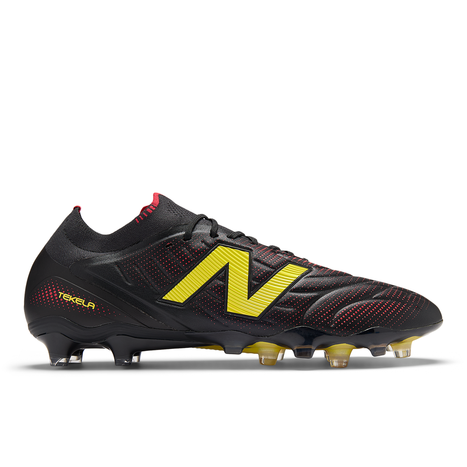 New Balance M Tekela Elite Low FG v5 Nockenschuhe in SCHWARZ