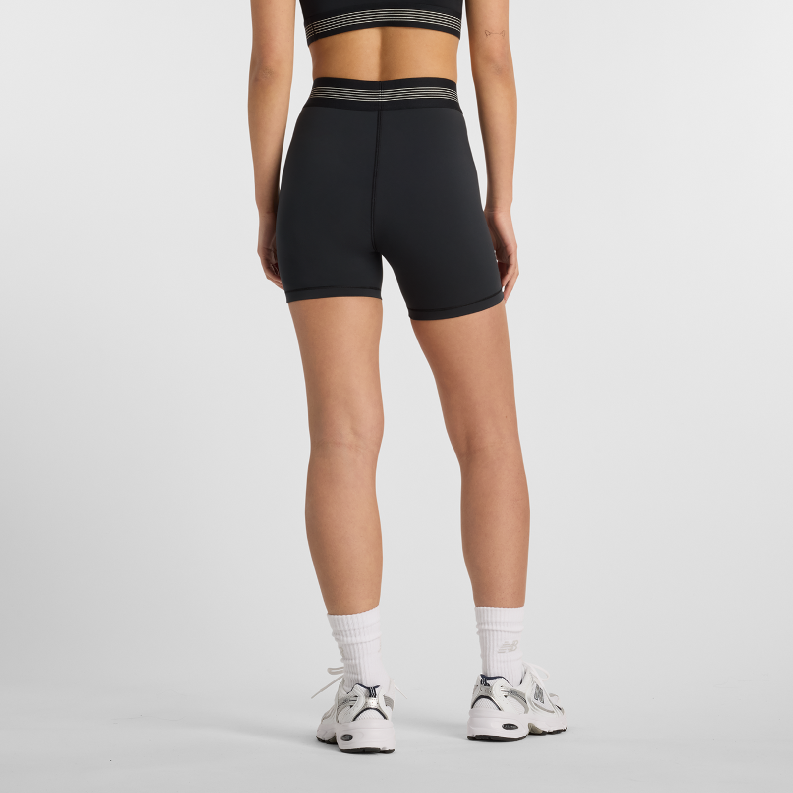 New Balance W AC Fitted Short 5” in