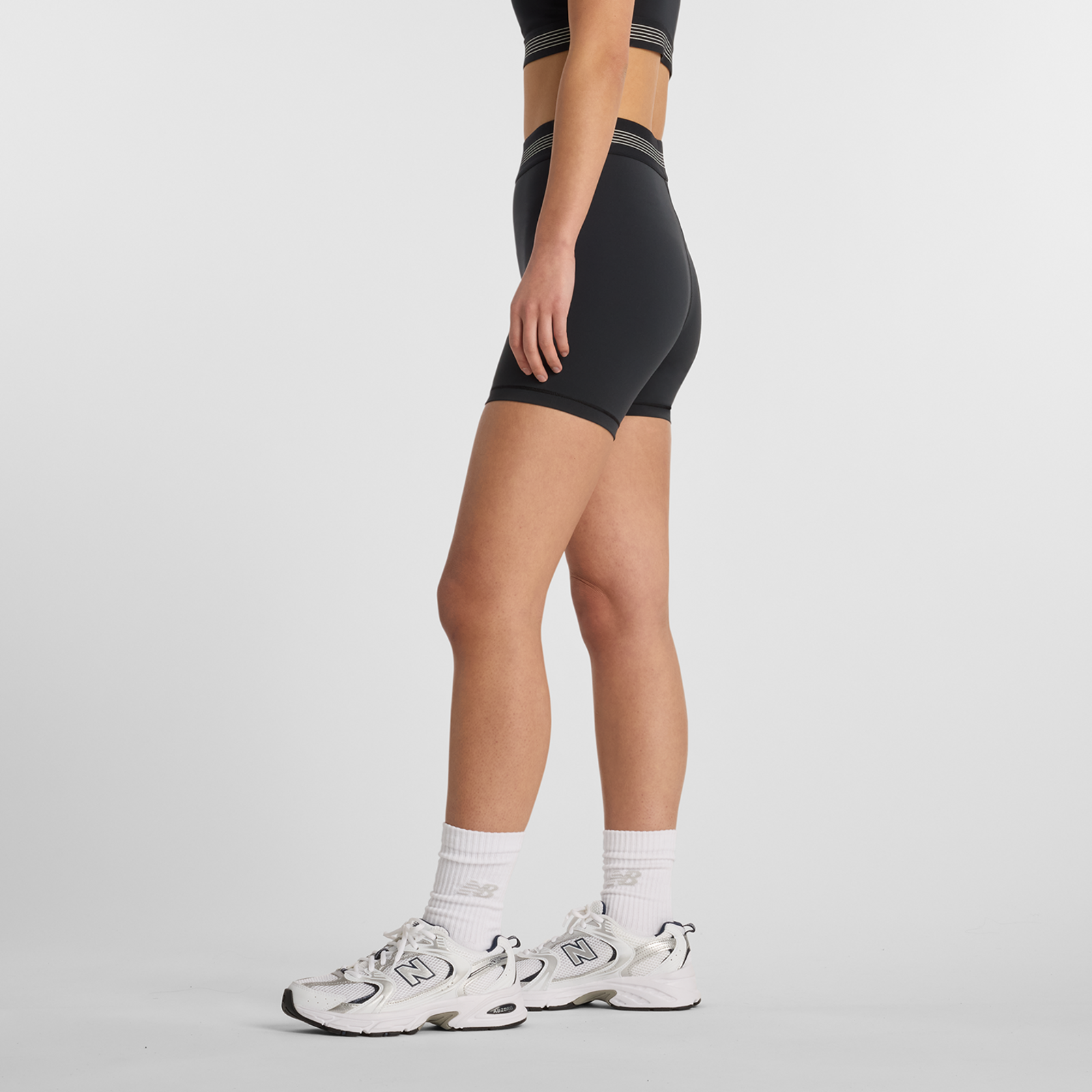 New Balance W AC Fitted Short 5” in