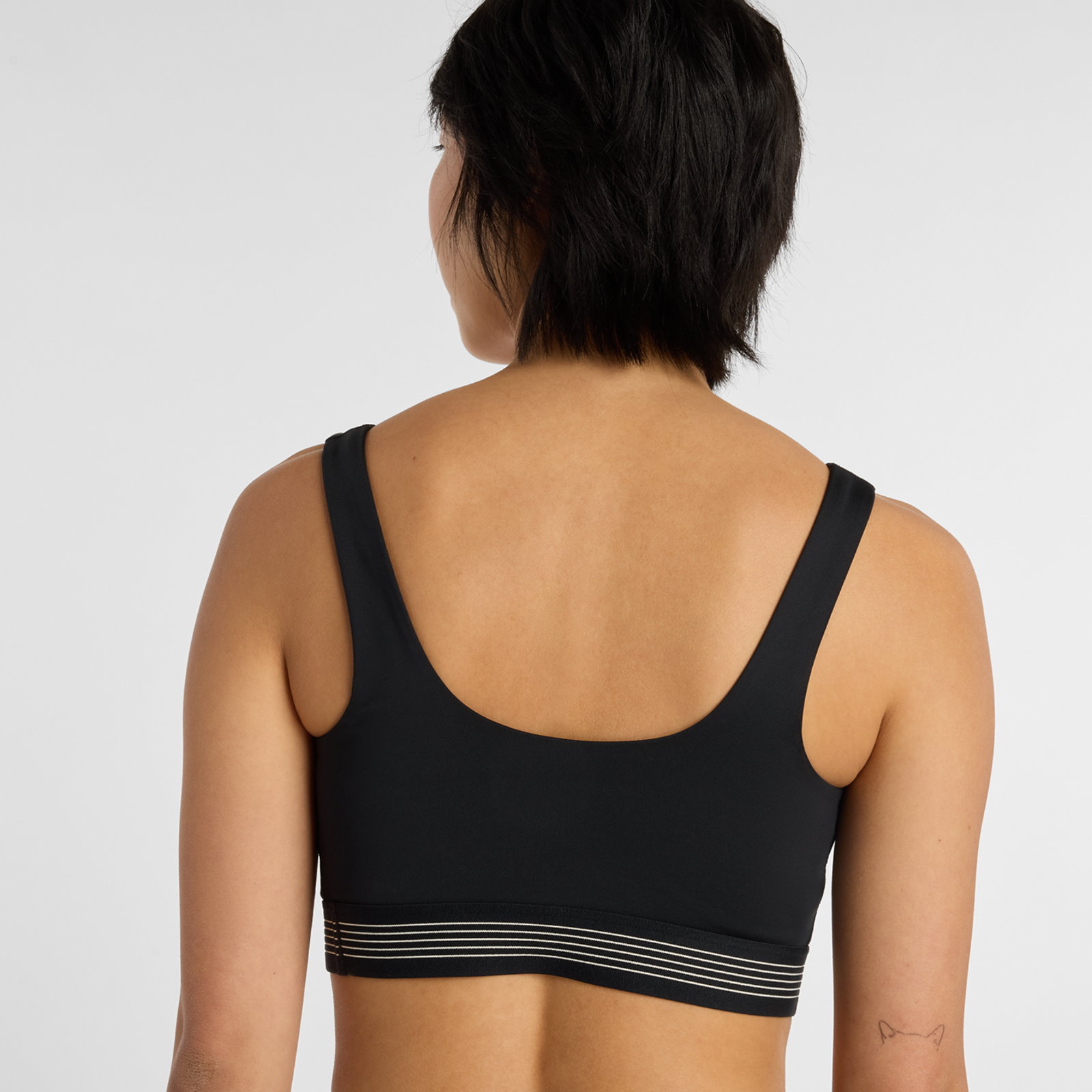 New Balance W AC Train Bra in