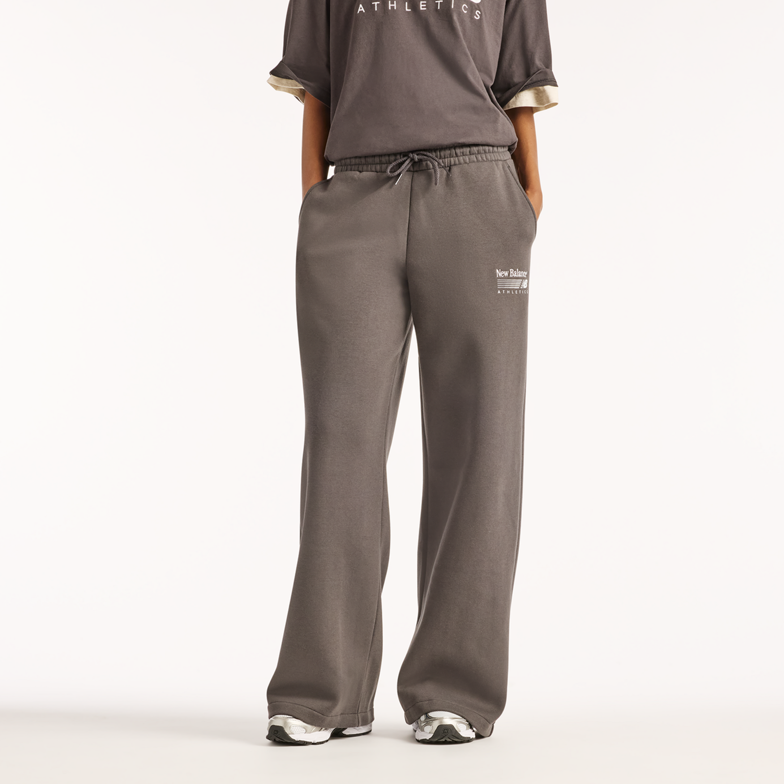 New Balance W Trackside Fleece Pant in