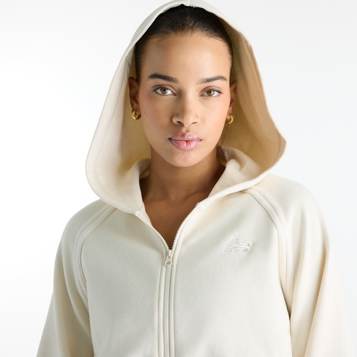 New Balance W Brushed Coastal Fleece Full Zip in BEIGE