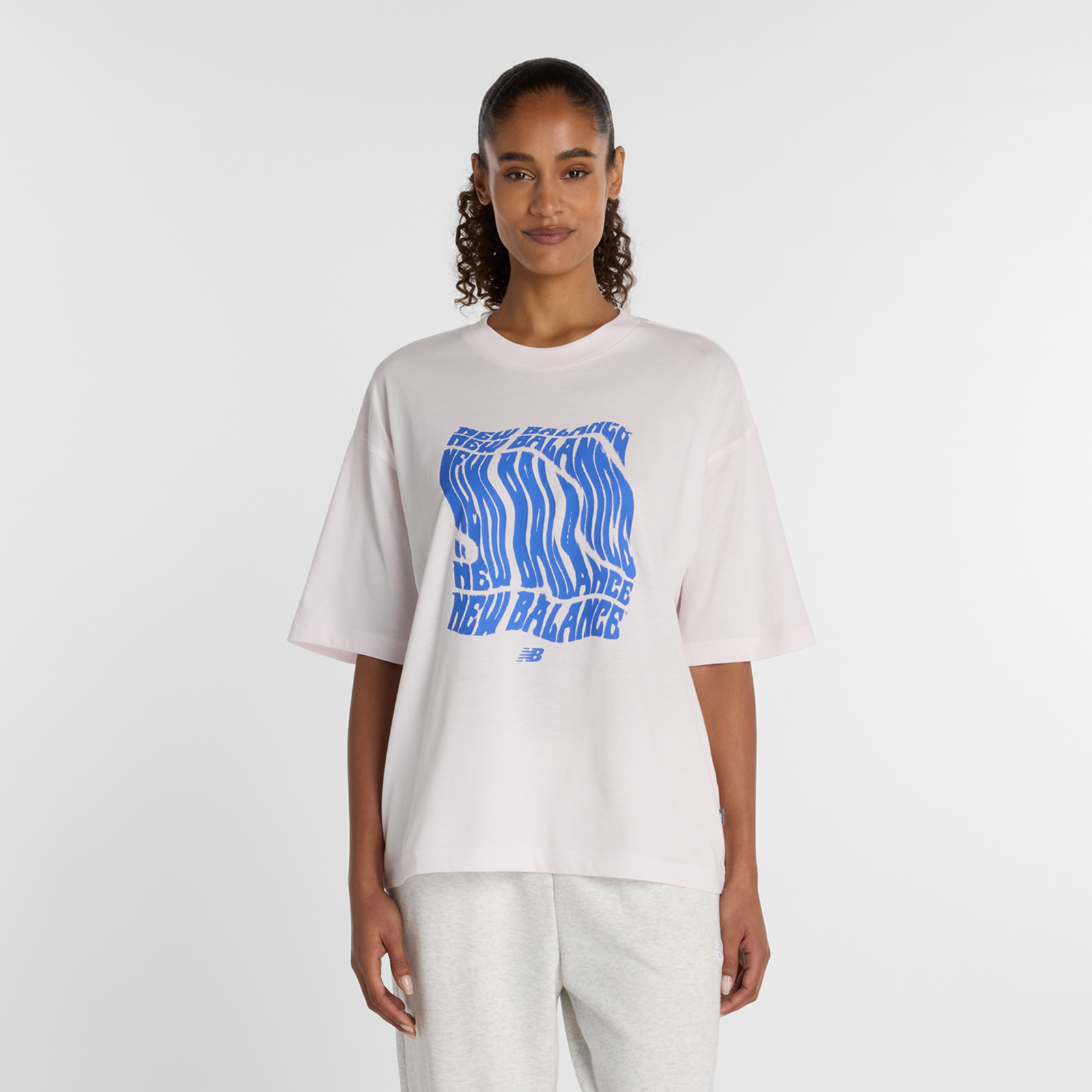 New Balance W Wavey Relaxed T-Shirt in