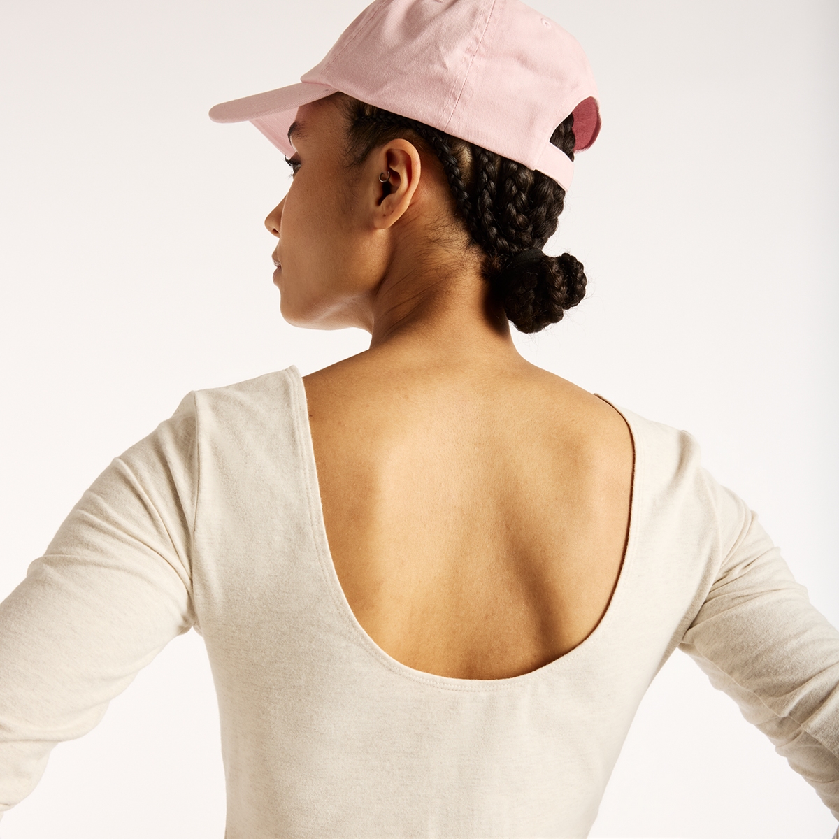 New Balance W Open-Back Fitted Long Sleeve in WEISS