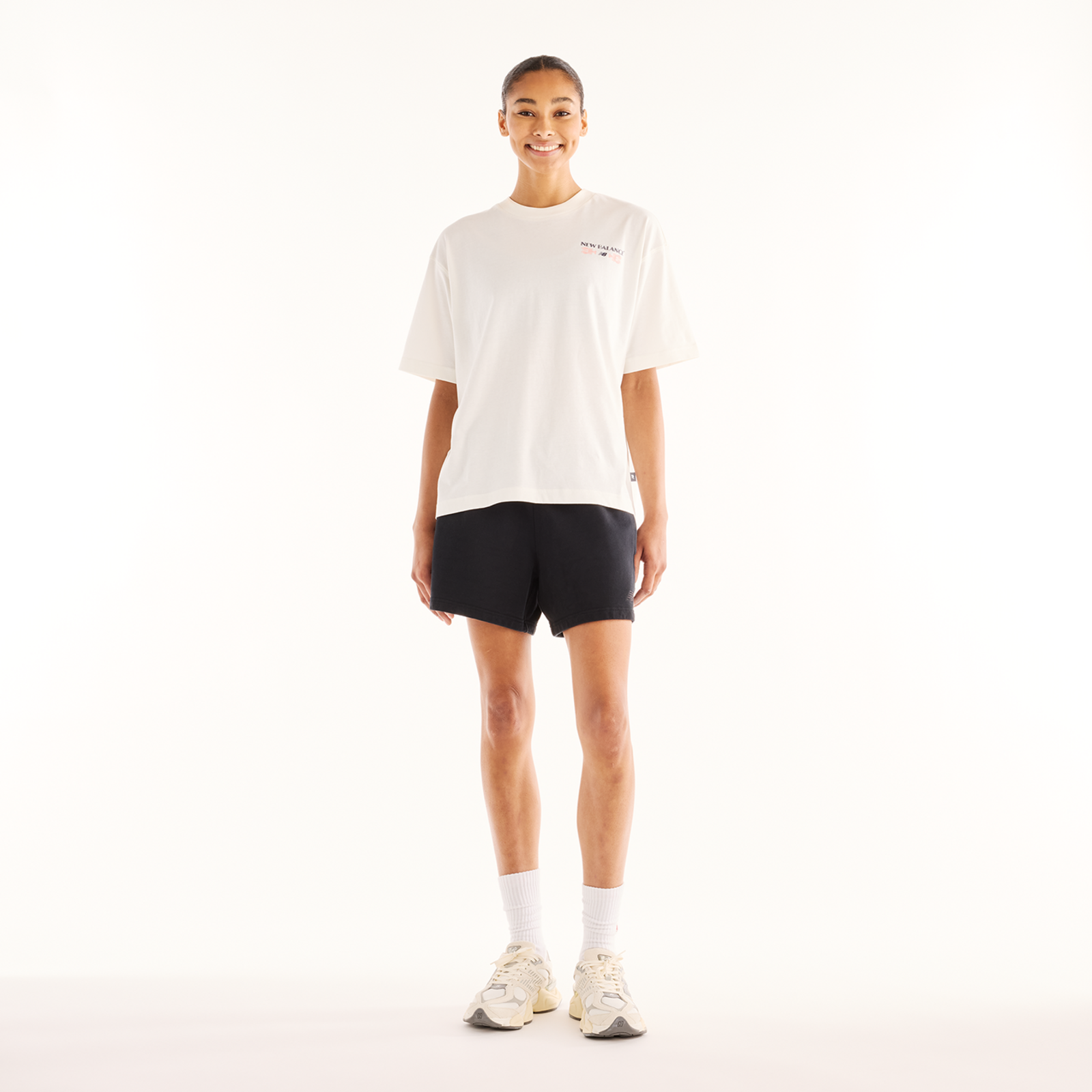 New Balance W Grab a Bite Boston Oversized T-Shirt in