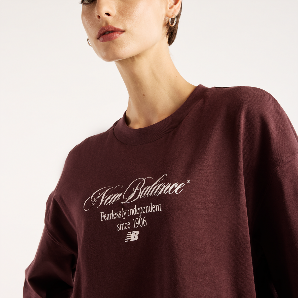 New Balance W Pressed Flowers Memories Oversized T-Shirt in ROT