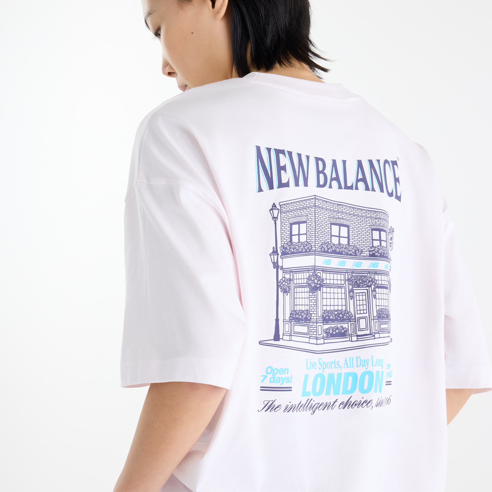 New Balance W Grab a Bite London Oversized T-Shirt in