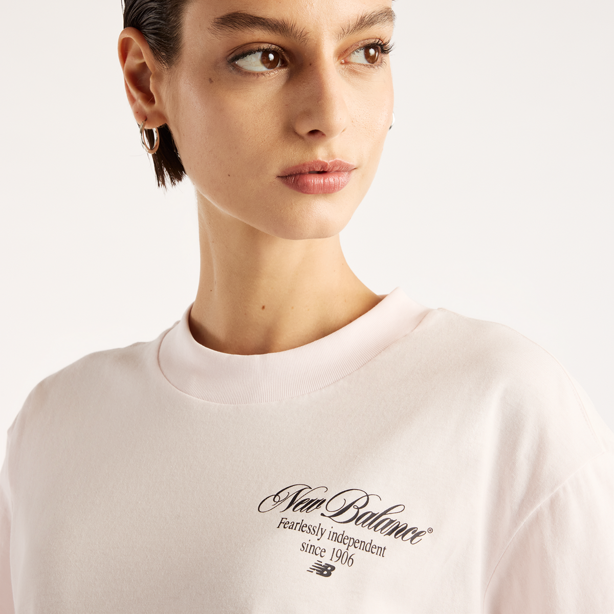 New Balance W Pressed Flowers Relaxed T-Shirt in PINK