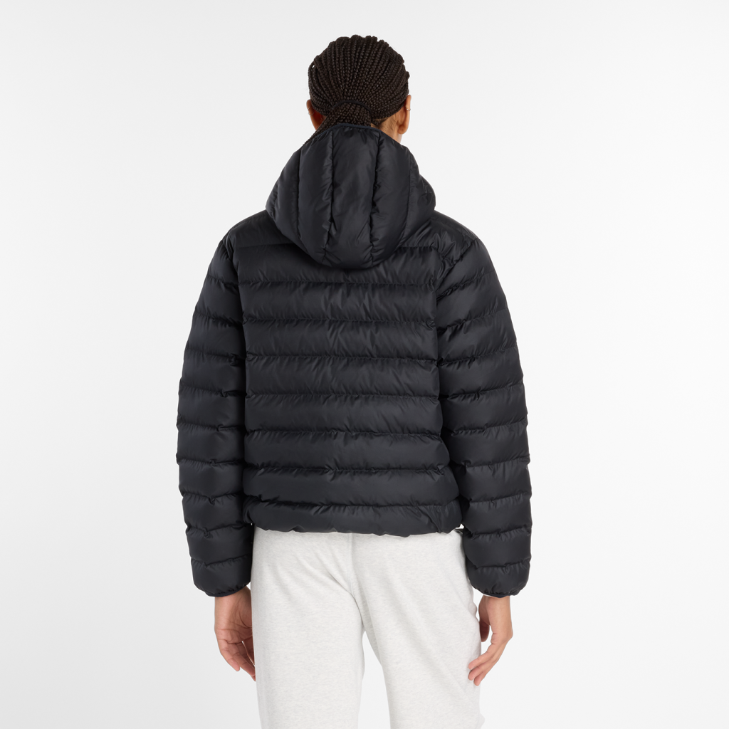 New Balance W Puffer Jacket in SCHWARZ