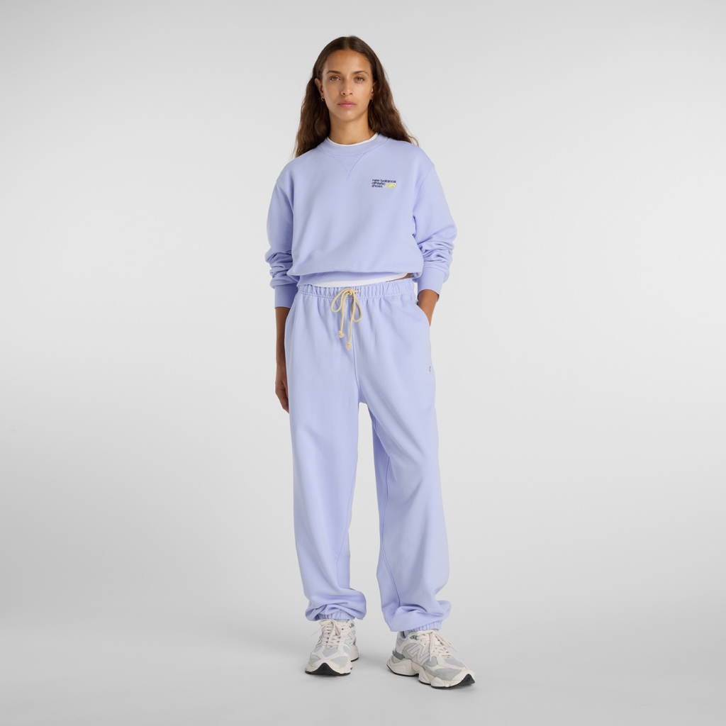 New Balance W NB Athletics French Terry Jogger in VIOLETT