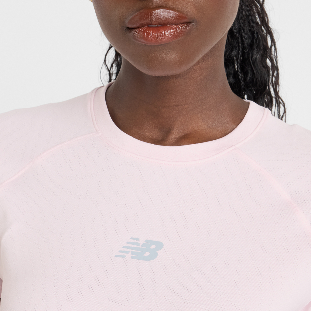 New Balance W Seasonal Jacquard T-Shirt in PINK