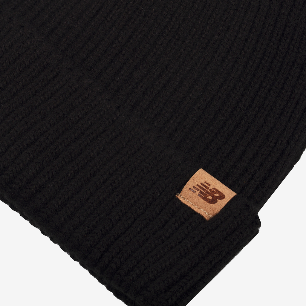 Winter Watchman Beanie black detail_bild1_brandshop