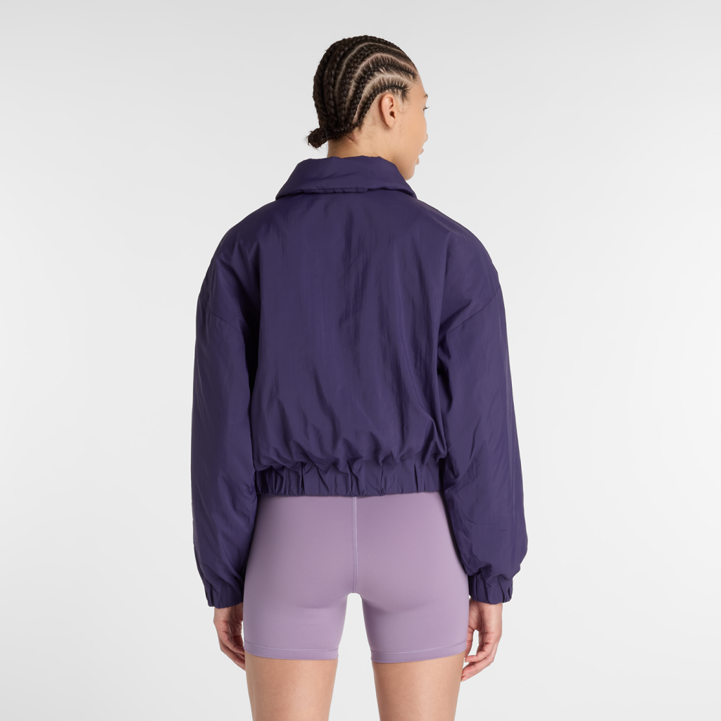 New Balance W Woven Bomber Jacket in VIOLETT