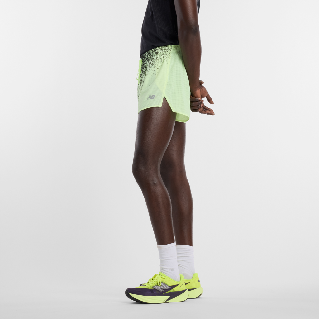 New Balance RC Ultra Light Printed Short 3" in GELB