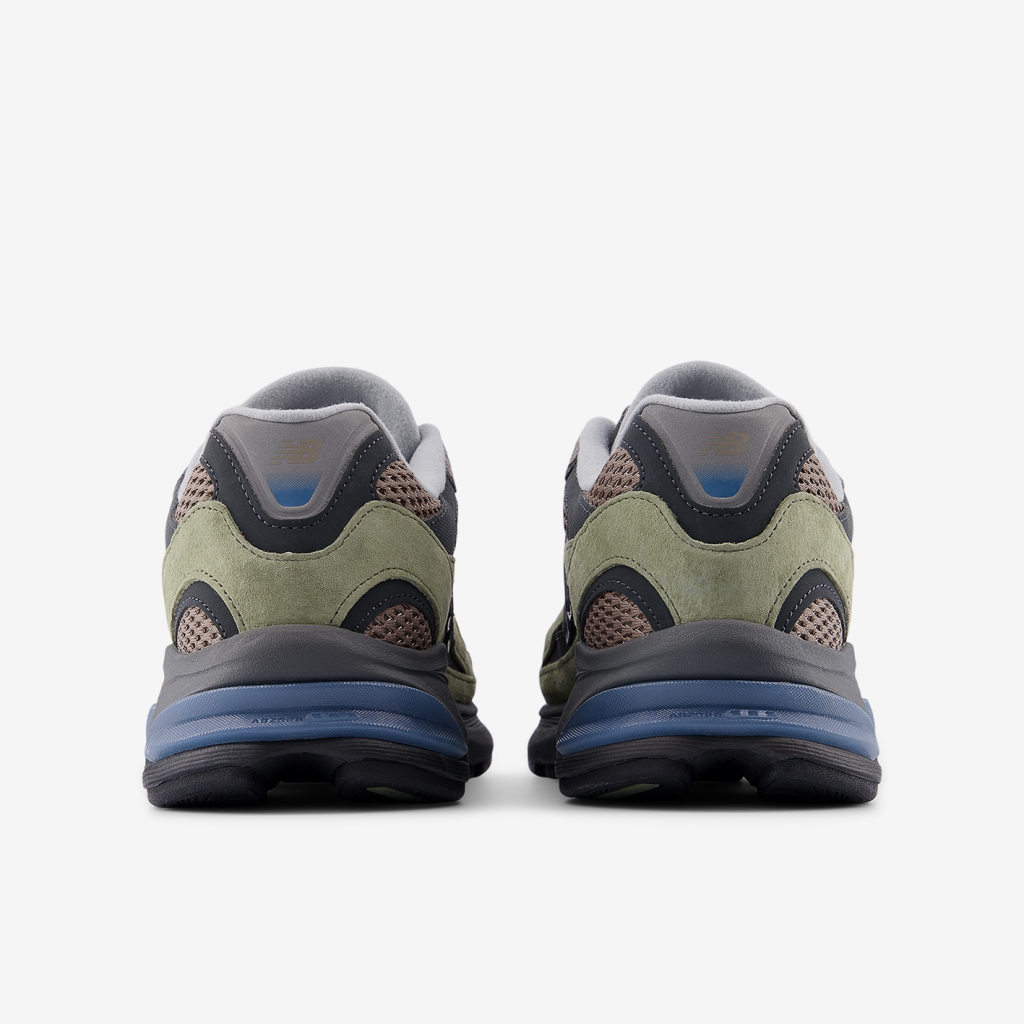 New Balance M 2010 Dark Beauty Freizeitschuhe in LEER