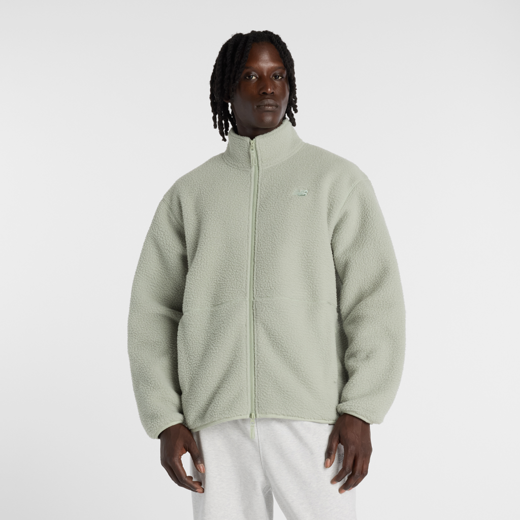 New Balance High Pile Jacket in GRÜN