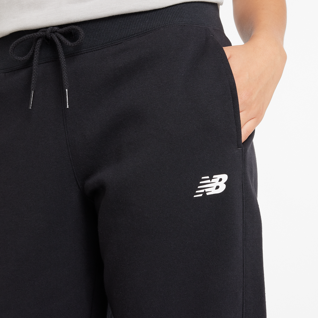 New Balance W NB Classic Core Fleece Pant in SCHWARZ