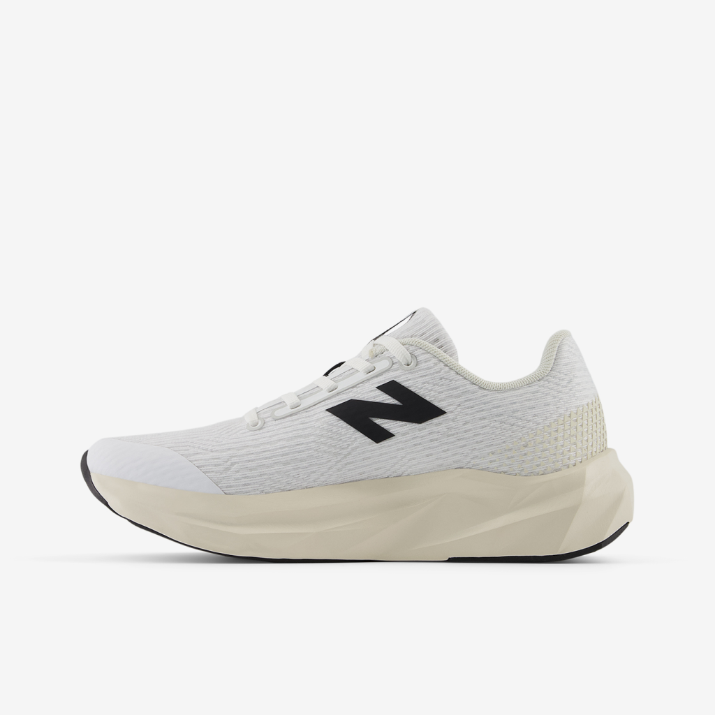 New Balance G Propel v5 Laufschuhe in WEISS