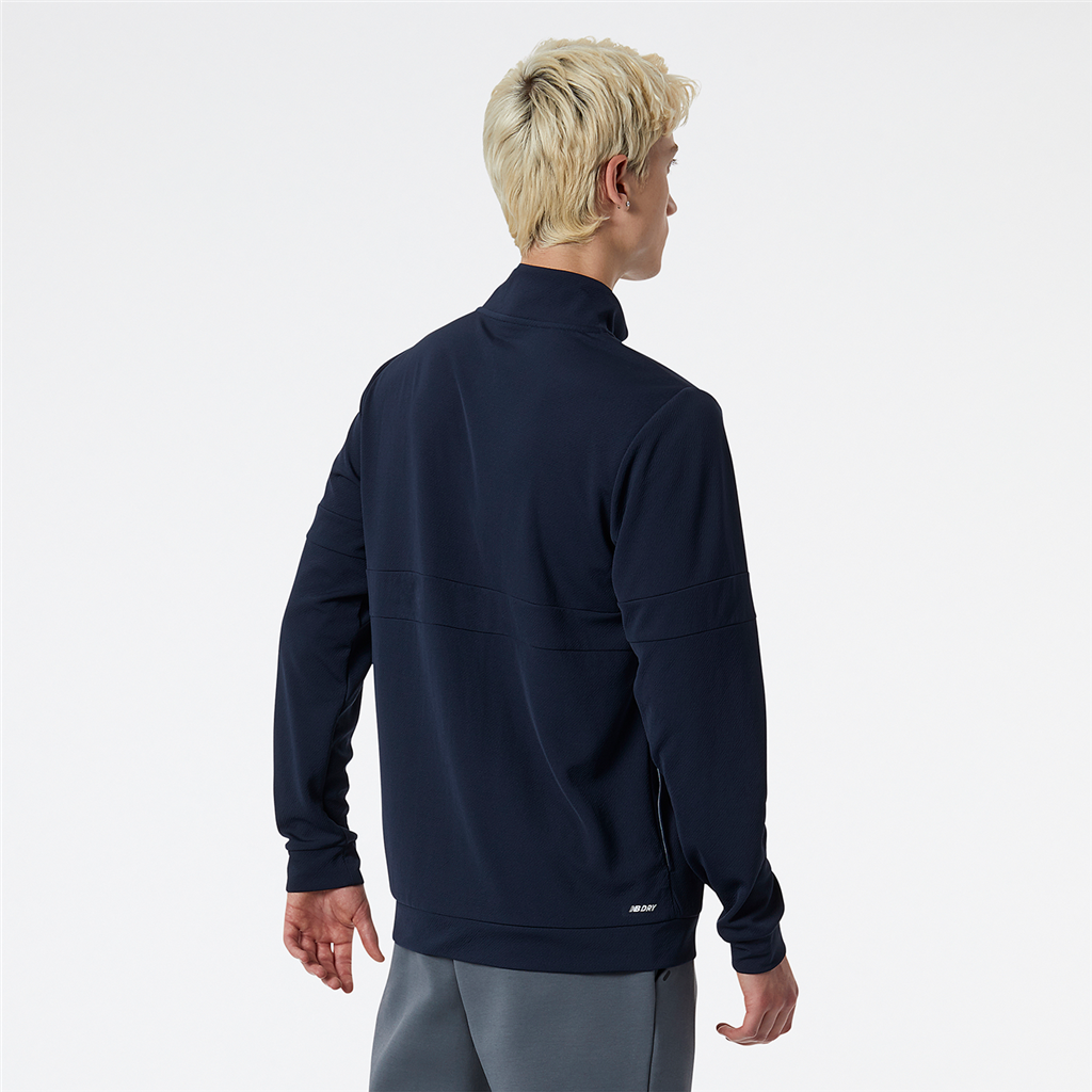 NB Tech Training Knit Track Jacket eclipse model_bild_back_brandshop