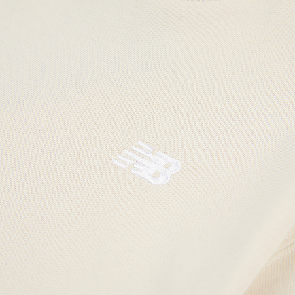 G New Balance Jersey Small Logo Tee linen detail_bild1_brandshop