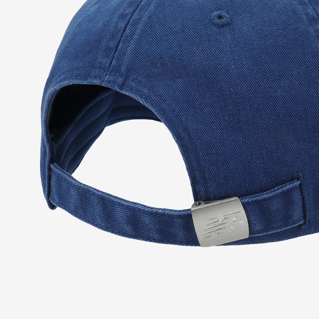 New Balance 6 Panel Classic Hat V 2.0 in BLAU