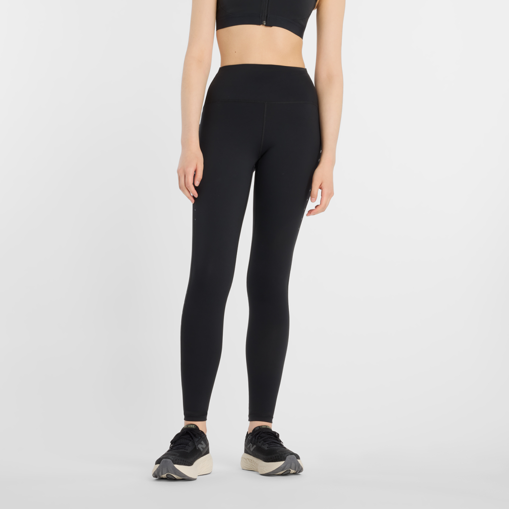 New Balance W Athletics Reflective Heat High Rise Legging 27" in SCHWARZ