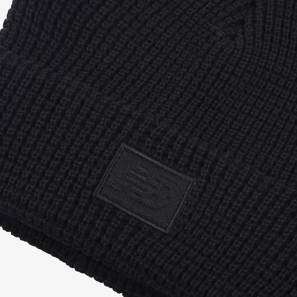 Waffle Knit Cuffed Beanie black detail_bild1_brandshop