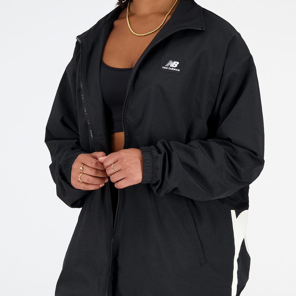 New Balance NB Athletics Unisex Out of Bounds Jacket in SCHWARZ