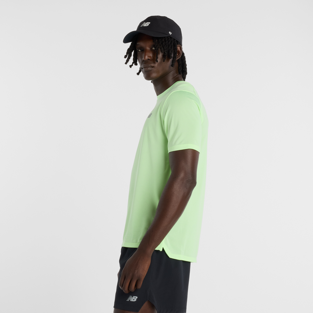 New Balance NB Athletics Run T-Shirt in GRÜN