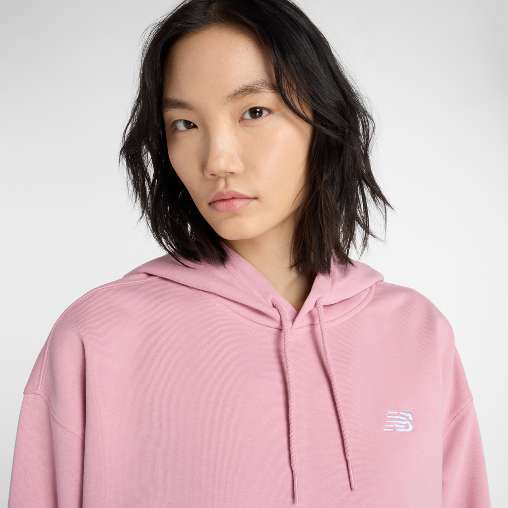 New Balance W Sport Essentials French Terry Small Logo Hoodie in ROT