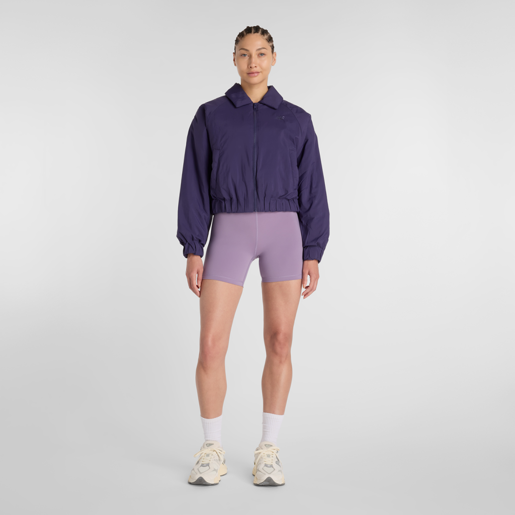 New Balance W Woven Bomber Jacket in VIOLETT