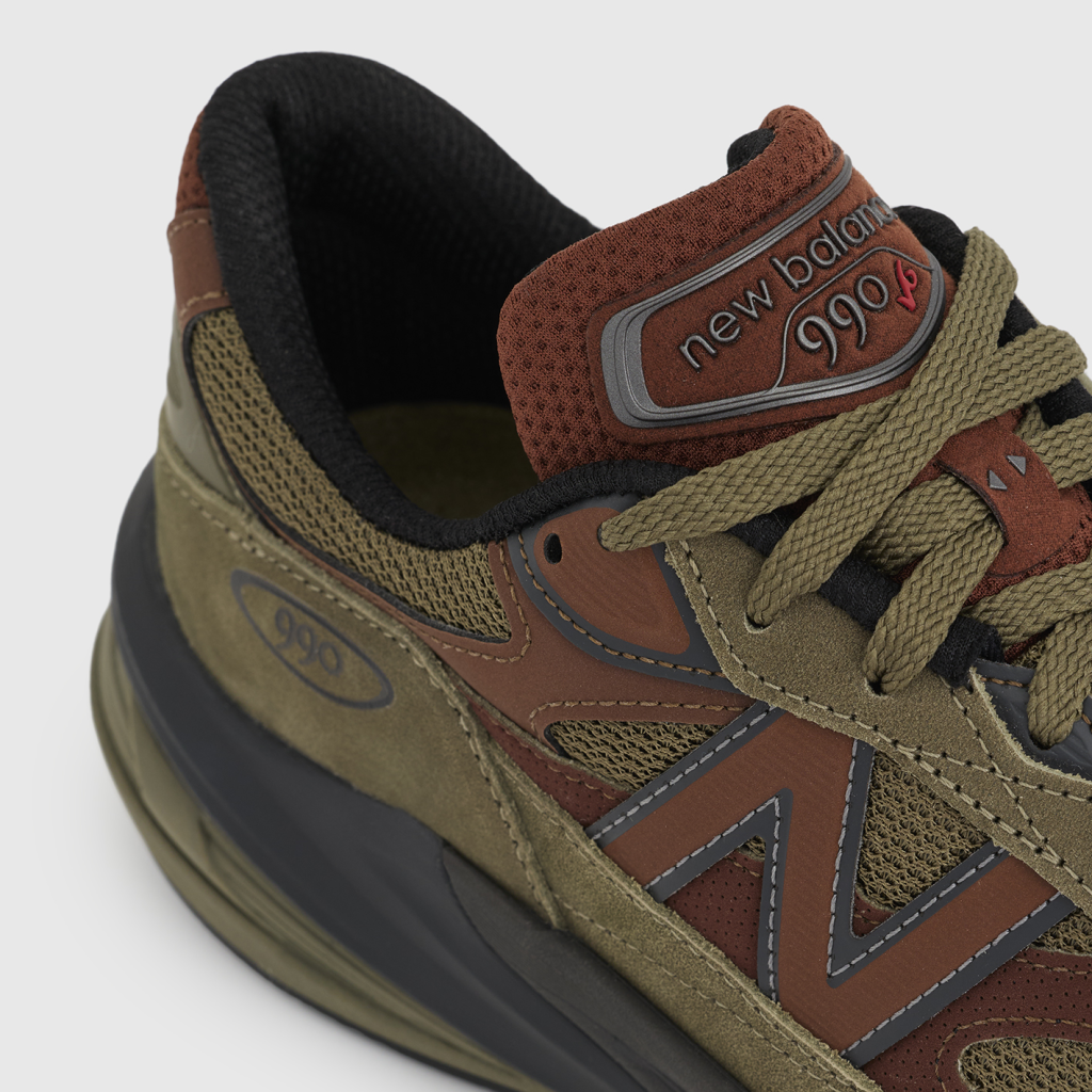 New Balance U 990 v6 Made in USA in GRÜN