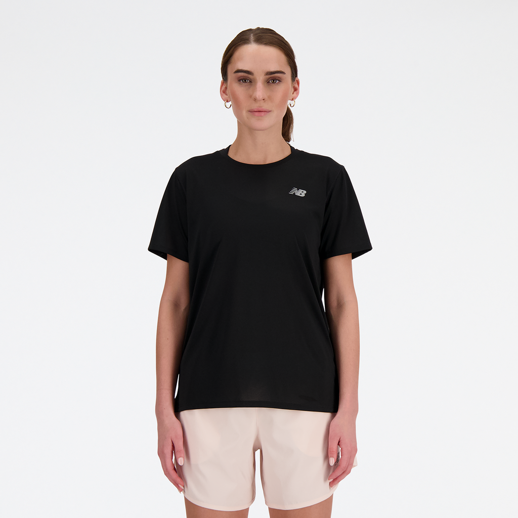 W New Balance Short Sleeve black Hauptbild_brandshop