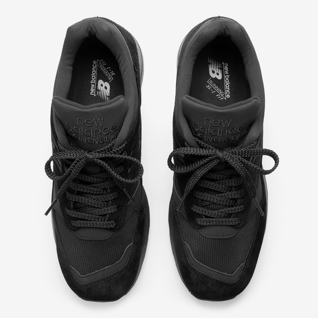 New Balance M 1500 Made in UK Elevated Essentials Freizeitschuhe in SCHWARZ